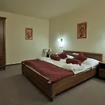 Dixon & Wellness 4* Banská Bystrica