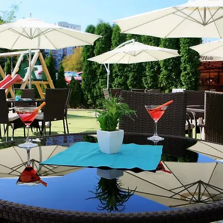 Dixon & Wellness Hotel Banska Bystrica