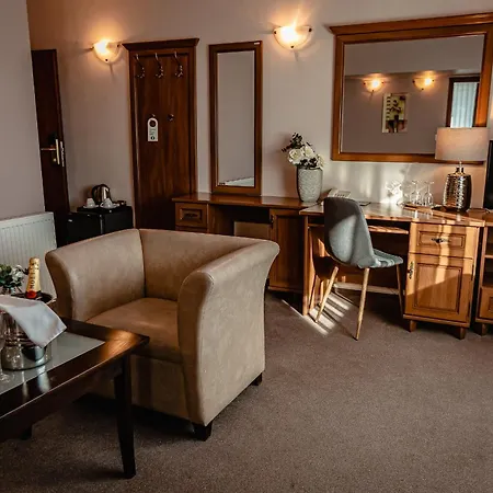 Dixon & Wellness Hotel Banska Bystrica