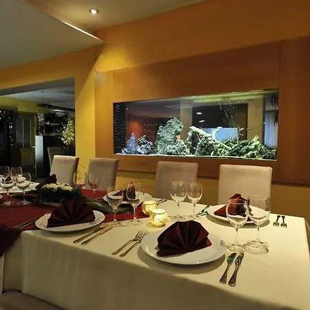 Dixon & Wellness Hotel Banská Bystrica