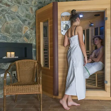 Hotel Dixon & Wellness