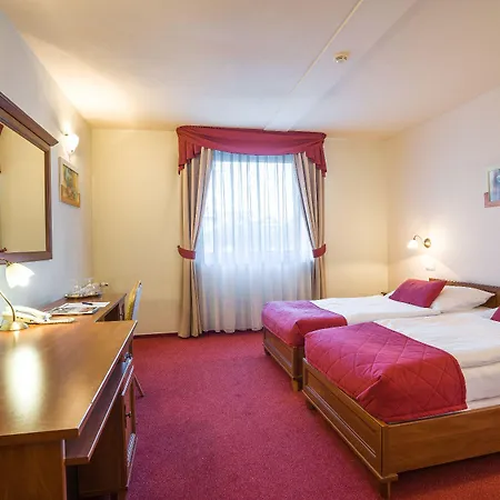 Hotel Dixon & Wellness Banska Bystrica