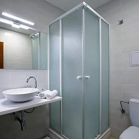 Dixon & Wellness Hotel 4*