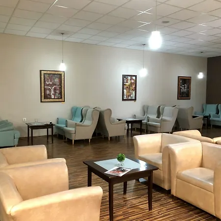 Dixon & Wellness ホテル 4*